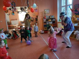 Karneval v Kopretince