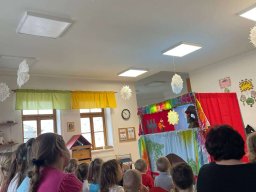 O KOHOUTKOVI A SLEPIČCE